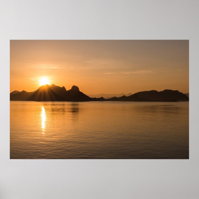 Poster L'île de Komodo au coucher du soleil (Devant)