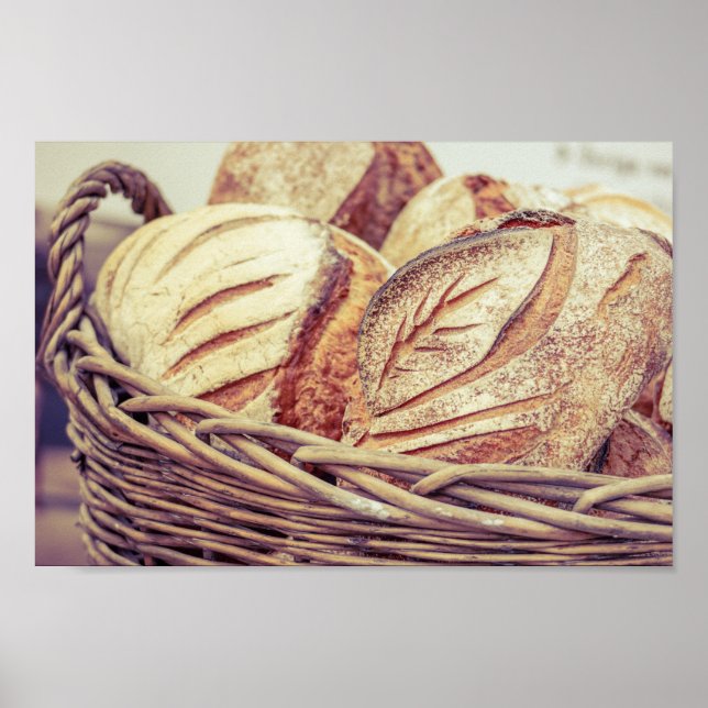 Poster Loaves de pain frais dans un panier (Devant)