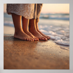 Poster Love & Earth : Interracial Couple's Beach Ground