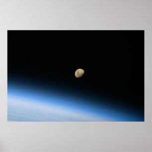 Poster Lune gibbeuse depuis l'orbite
