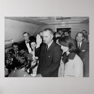 Poster Lyndon B. Johnson prêtant serment d'office