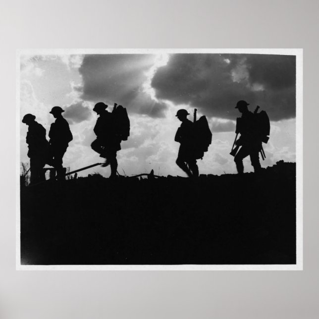 Poster Marche en silhouette des soldats de la Première Gu (Devant)