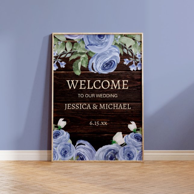 Poster Mariage Accueil Bois rustique Bleu Floral (Rustic wood, string lights, and dusty blue flowers wedding welcome sign)