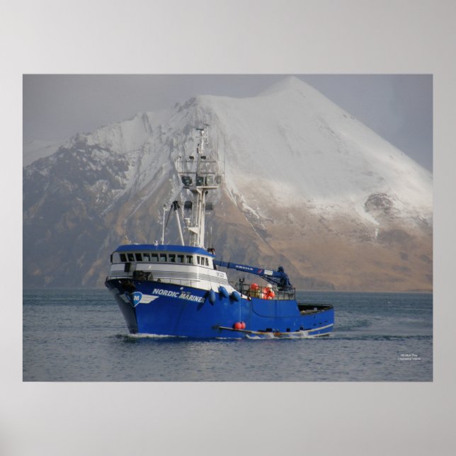 Poster Mariner nordique, Bateau de crabe en port néerland (Devant)