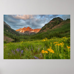 Poster Maroon Bells se reflètent dans le lac Maroon calme
