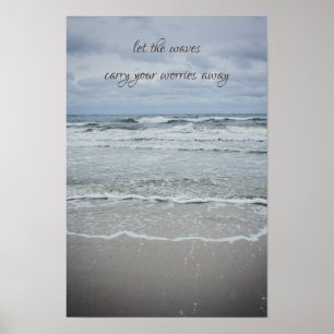 Poster Mer majestueuse avec des vagues sous un ciel orage