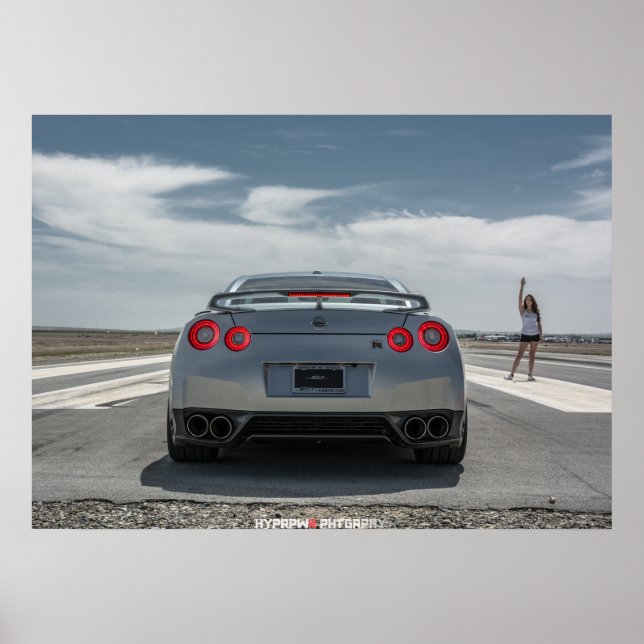 Poster Nissan GT-R prêt à la course (Devant)