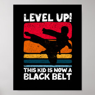Poster Niveau Vers Le Haut Cet Enfant Est Maintenant Noir