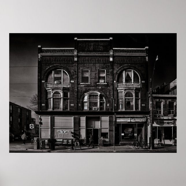 Poster No 682 Queen St E 1 (Devant)