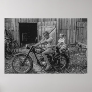 Poster Noir et blanc Vintage 2 Garçons sur une moto