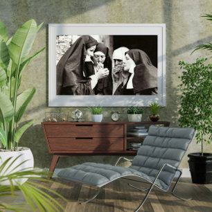 Poster Nonnes fumant une photo vintage