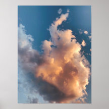 Nuage de coucher de soleil dans un ciel bleu