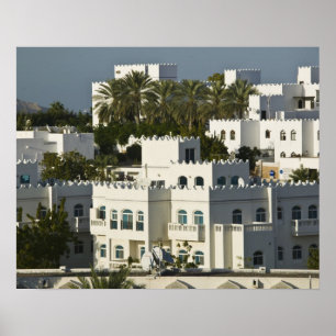 Poster Oman, Muscat, Qurm. Bâtiments de la zone de Qurm /