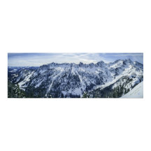 Panorama de l'arrière-pays alpestre