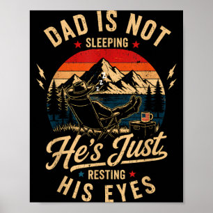Poster Papa ne dort pas, il repose simplement ses yeux, p