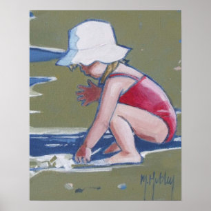 Poster Petite fille avec casquette sur la plage avec vagu