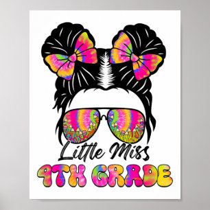 Poster Petite Fille de 4e Année Scolaire Chignon Décoiffé