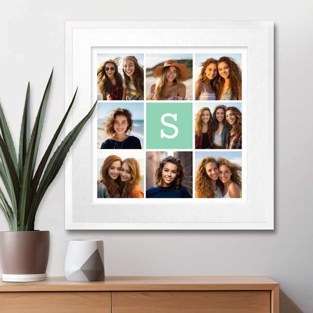 Poster Photo Collage personnalisé Monogramme Mention vert (Personalized Wall Art with a Photo Collage and Monogram)