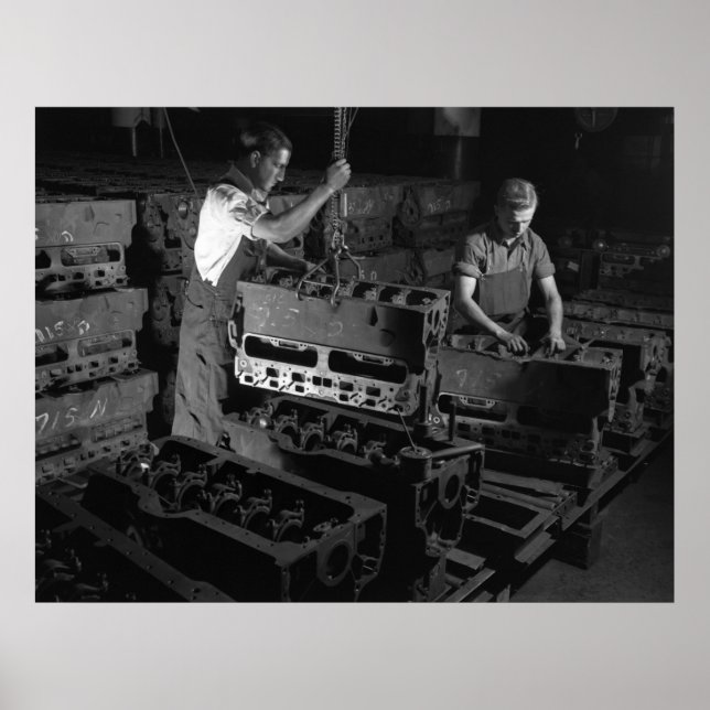 Poster Photo industrielle - Blocs de moteurs militaires 2 (Devant)