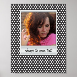 Poster photoframe sur polkadot blanc et noir