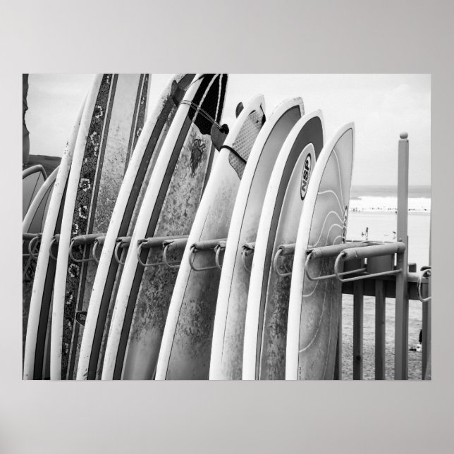Poster Planche de surf sur Beach Rack Coastal Art (Devant)