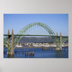 Poster Pont de la baie de Yaquina qui enjambe la baie de 