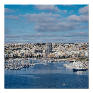 Poster Port de Sliema avec bâtiments et bateaux modernes