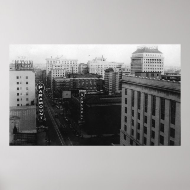 Poster Portland, OU Vue de Broadway depuis Main St. (Devant)