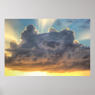 Poster Rayons de soleil à travers les nuages orageux