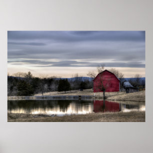 Poster Réflexion de la grange rouge dans l'eau HDR Photo