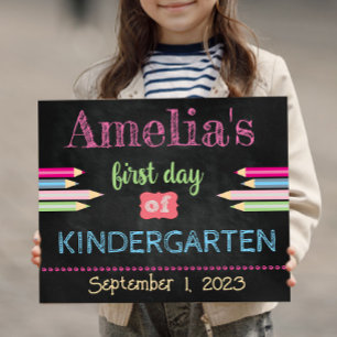Poster Retour à l'école Hello Kindergarten Nom Date