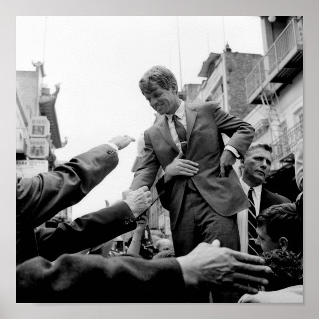 Poster Robert Kennedy Pressing The Flesh - 1968 (Devant)