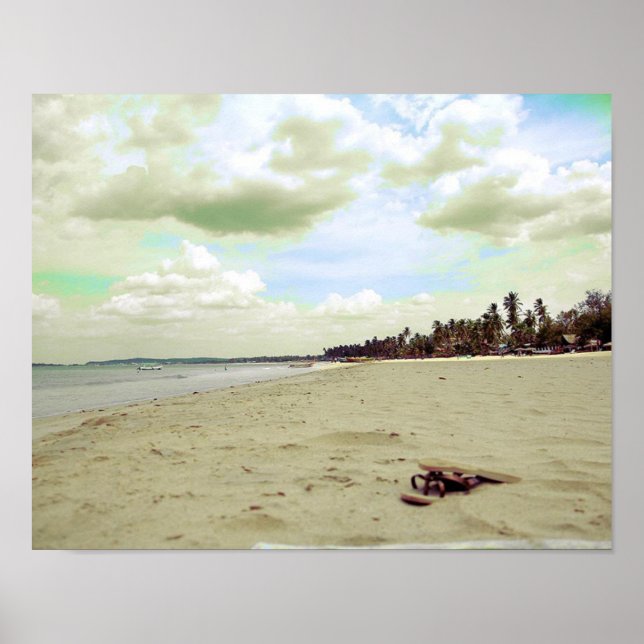 Poster Sandales sur la plage tropicale (Devant)