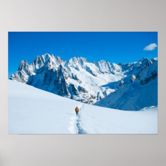 Poster Skier sur Snowy Mountain Vista