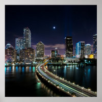 Skyline de Miami ville avec pont la nuit