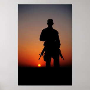 Poster Soldat au coucher du soleil