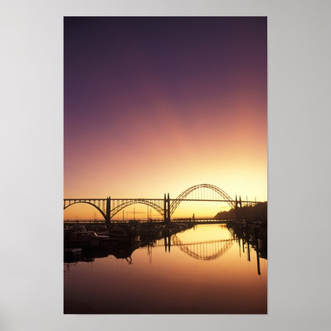Poster Soleil couché derrière le pont Newport, Oregon (Devant)