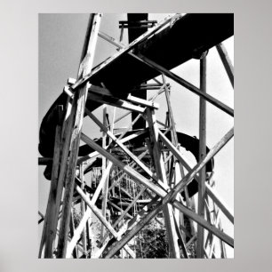 Poster Sous la glissière de tube d'eau // Noir et blanc