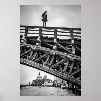 Poster Stand d'athlétisme Parkour sur le pont à Venise
