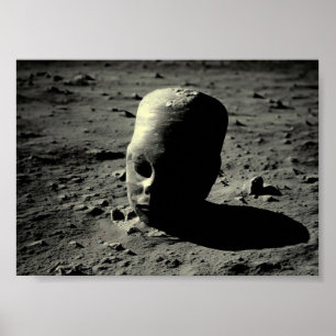 Poster Statue ancienne de l'Alien Patiné sur la Lune