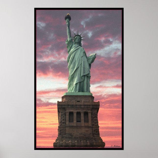 Poster Statue de la Liberté / coucher du soleil (Devant)