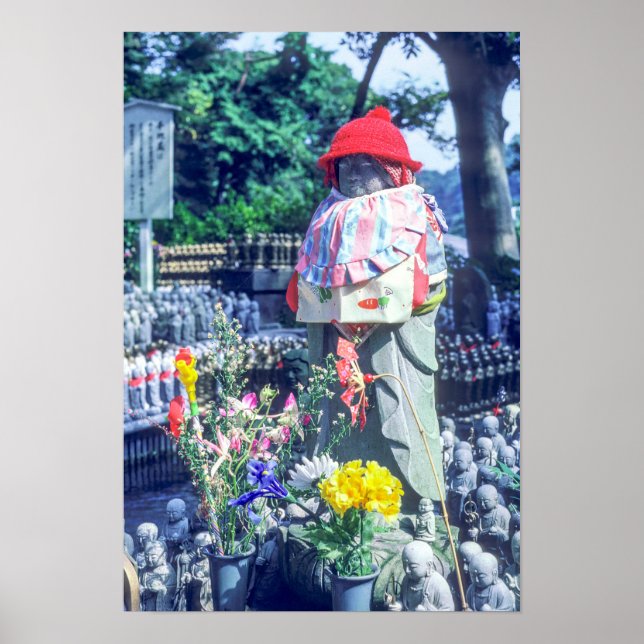 Poster Statue de moine Jizo avec bib et casquette (Devant)