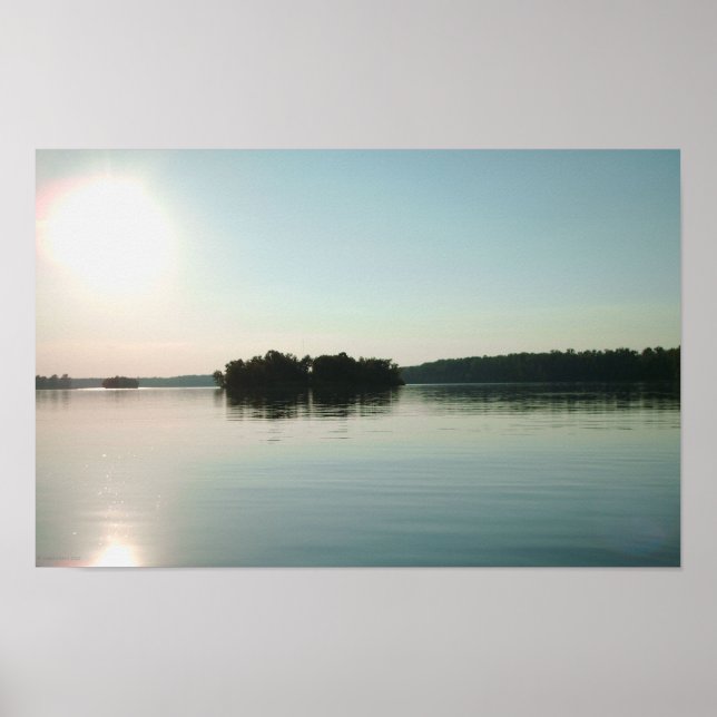 Poster Sunrise Over Calm Lake (Devant)