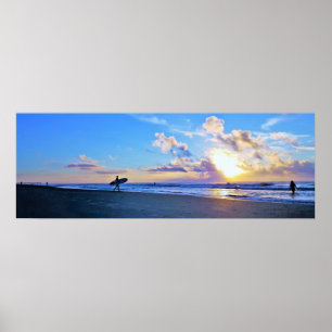 Poster Surfeurs au lever du soleil