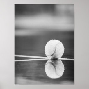 Poster Tennis Ball réflexion sur Wet Court