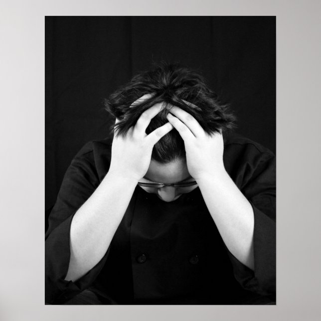 Poster Tête de jeune homme noir et blanc dans les mains 1 (Devant)