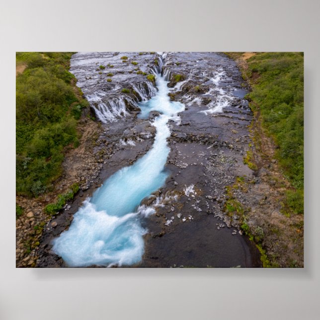 Poster The Bruararfoss waterfall in Iceland (Devant)