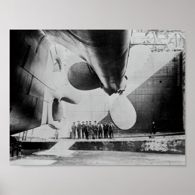 Poster Titanic Dans Un Dock Sec - 31 Mai 1911 (Devant)