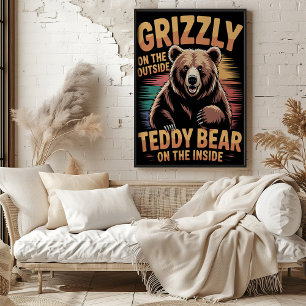 Poster Titre : "Grizzly devant l'ours en peluche à l'inté