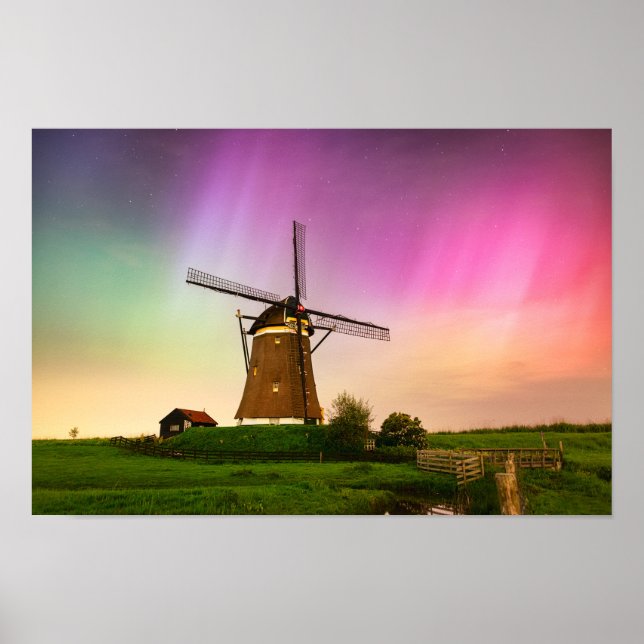 Poster Traditional windmill under the Northern Lights (Devant)
